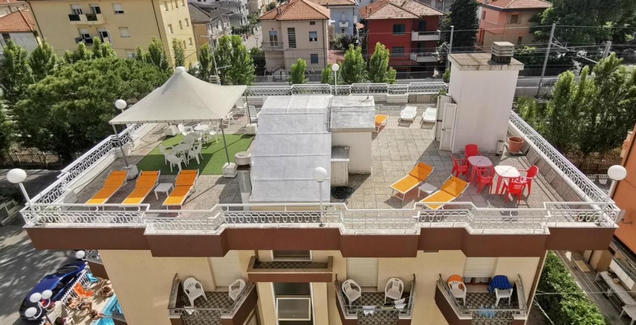 Hotel Cosmos ريميني المظهر الخارجي الصورة